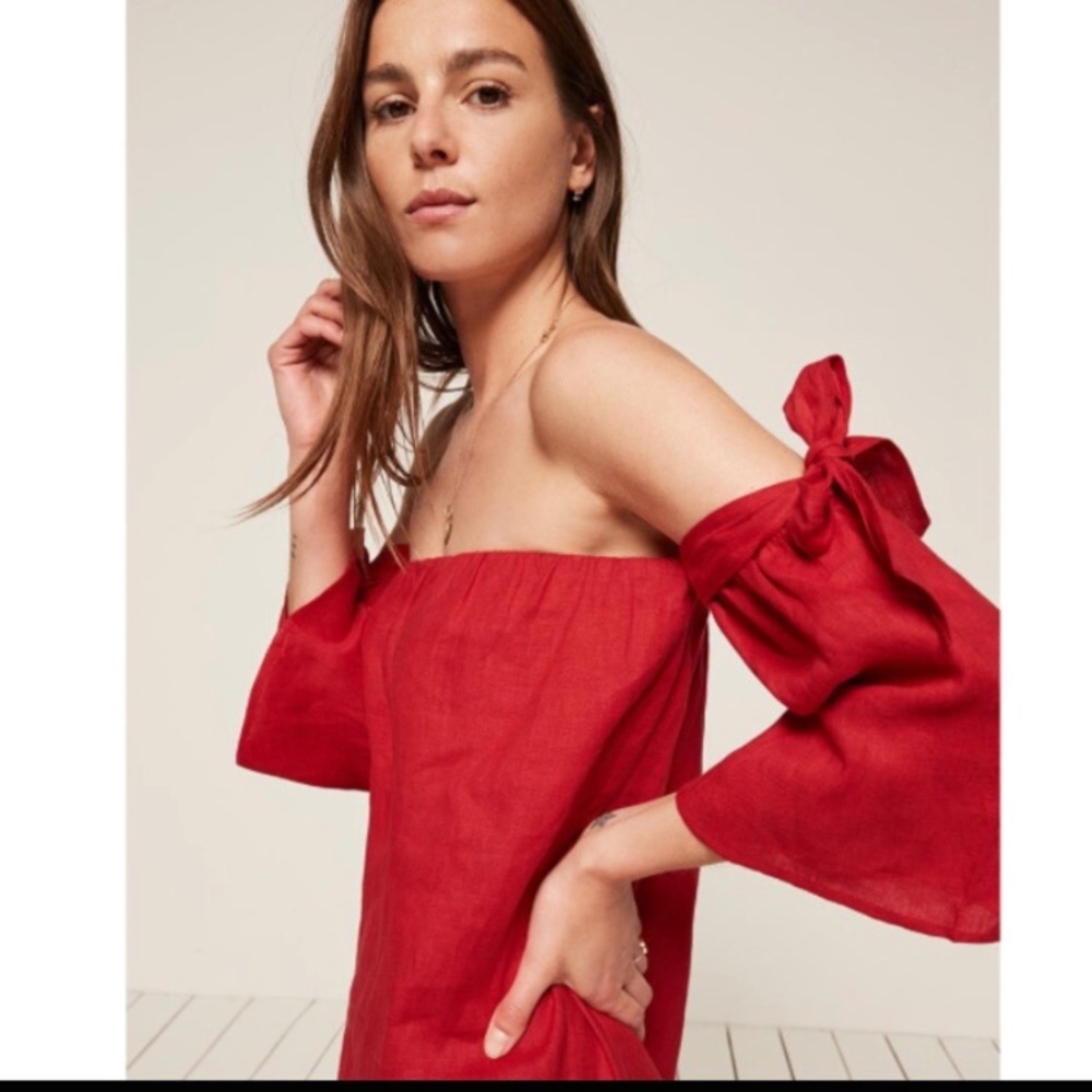 NWT Reformation Carlita Dress in Cherry